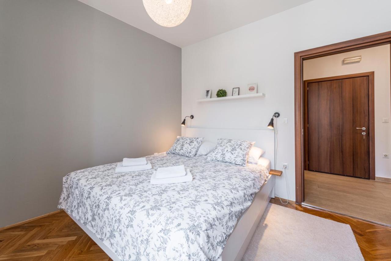 51 Street Apartment Ragusa Esterno foto